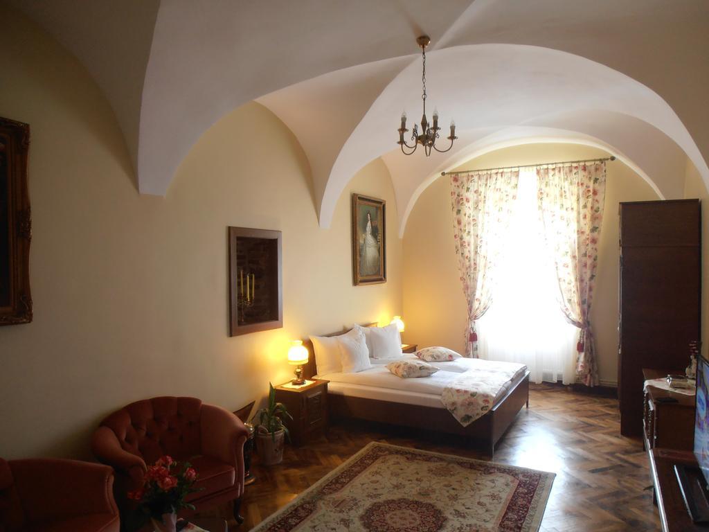 Gothic House Apartment Sibiu Exterior photo