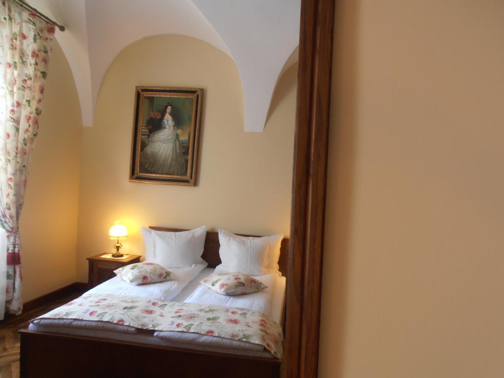 Gothic House Apartment Sibiu Exterior photo