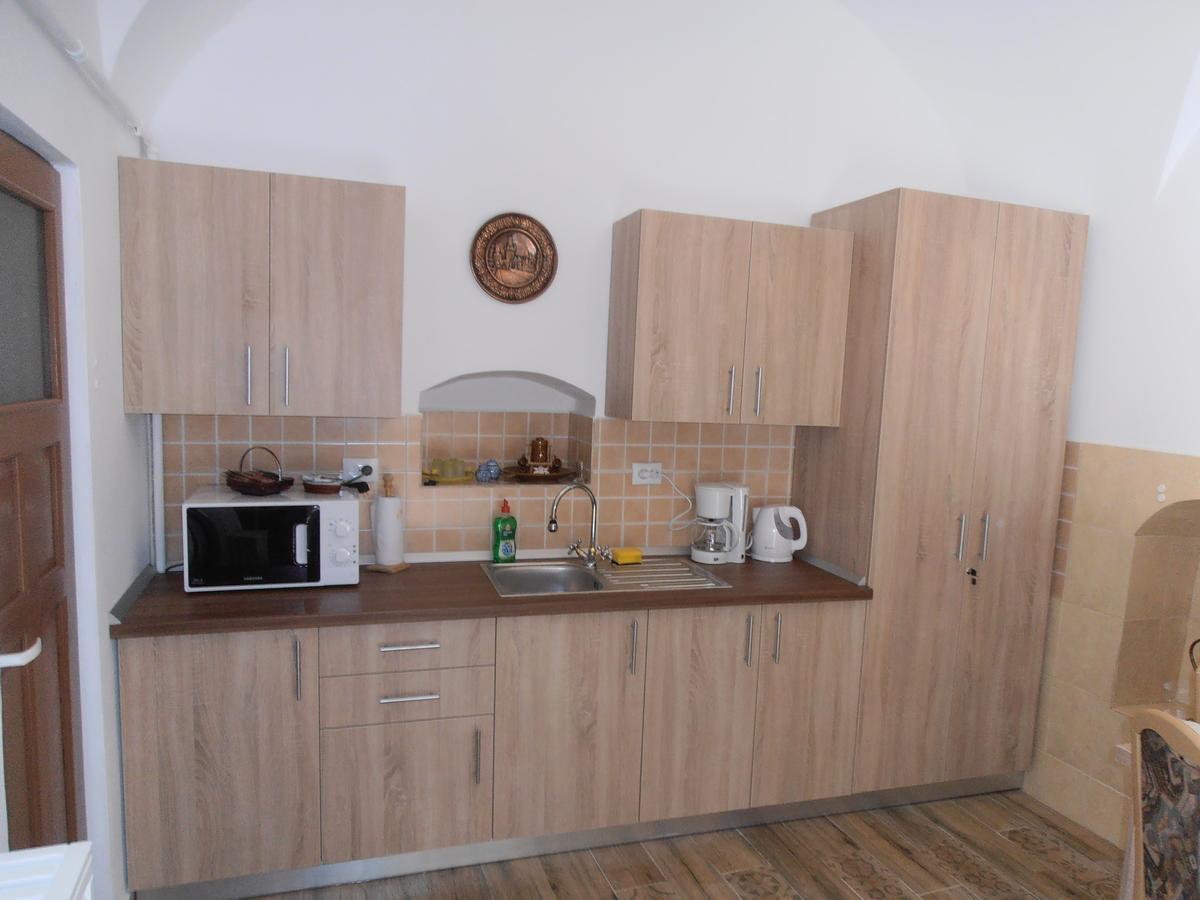 Gothic House Apartment Sibiu Exterior photo